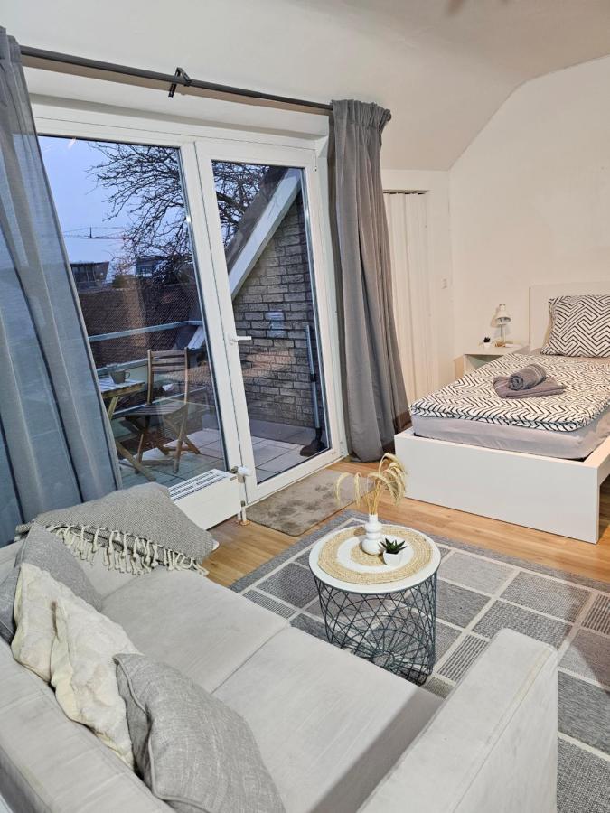 Modern Studio Near Duesseldorf Airport & Messe/Fair Meerbusch Exteriér fotografie