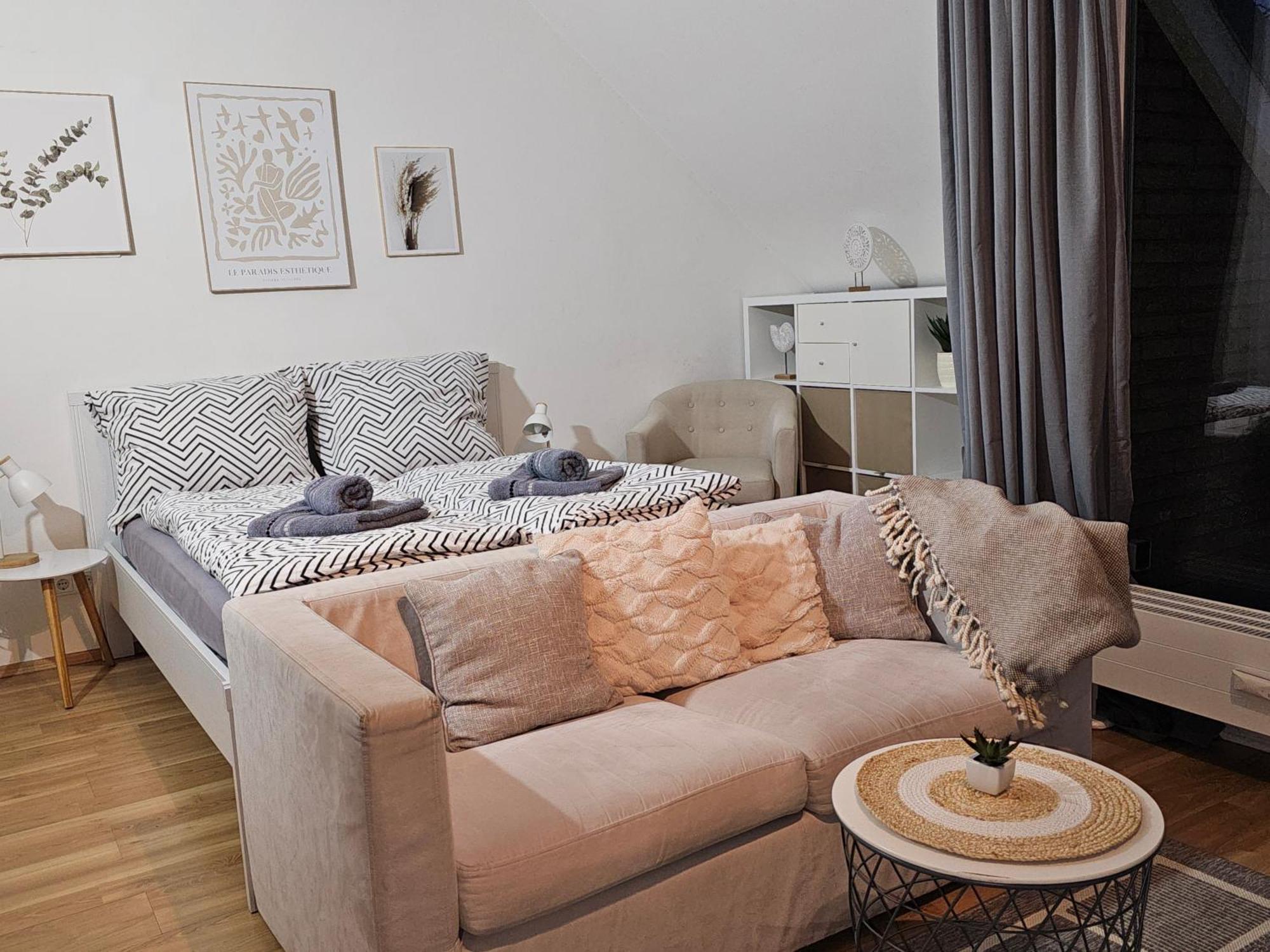 Modern Studio Near Duesseldorf Airport & Messe/Fair Meerbusch Exteriér fotografie